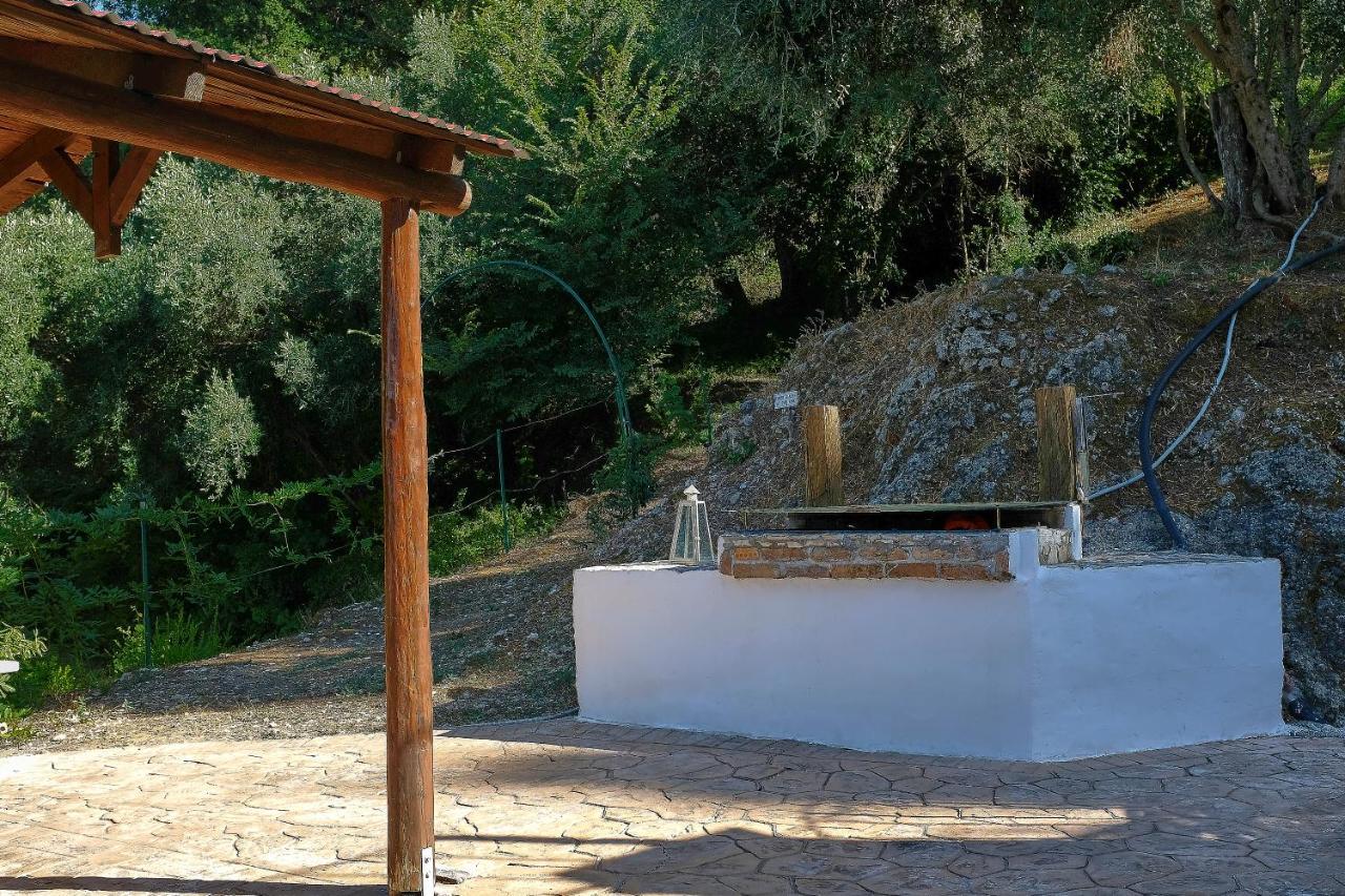 Villa Boukari Chlomos Экстерьер фото
